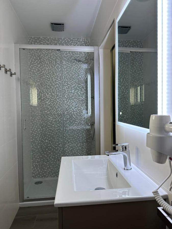Paradise Apartments III Santa Cruz das Flores Exterior foto